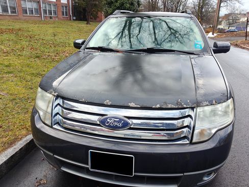 Used 2008 Ford Taurus X SEL image 2