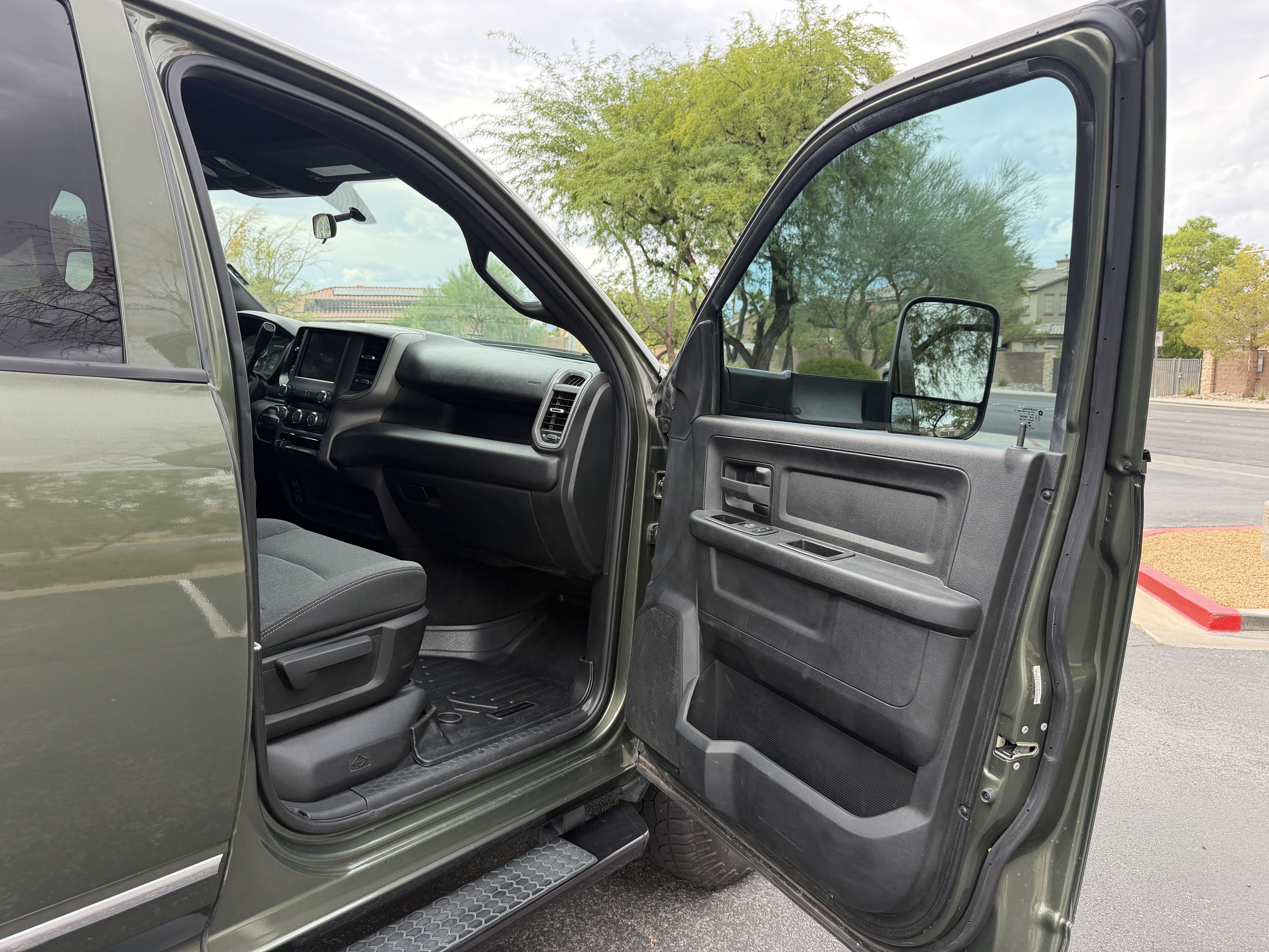 Used 2021 RAM 2500 Tradesman AWD/4WD image 19