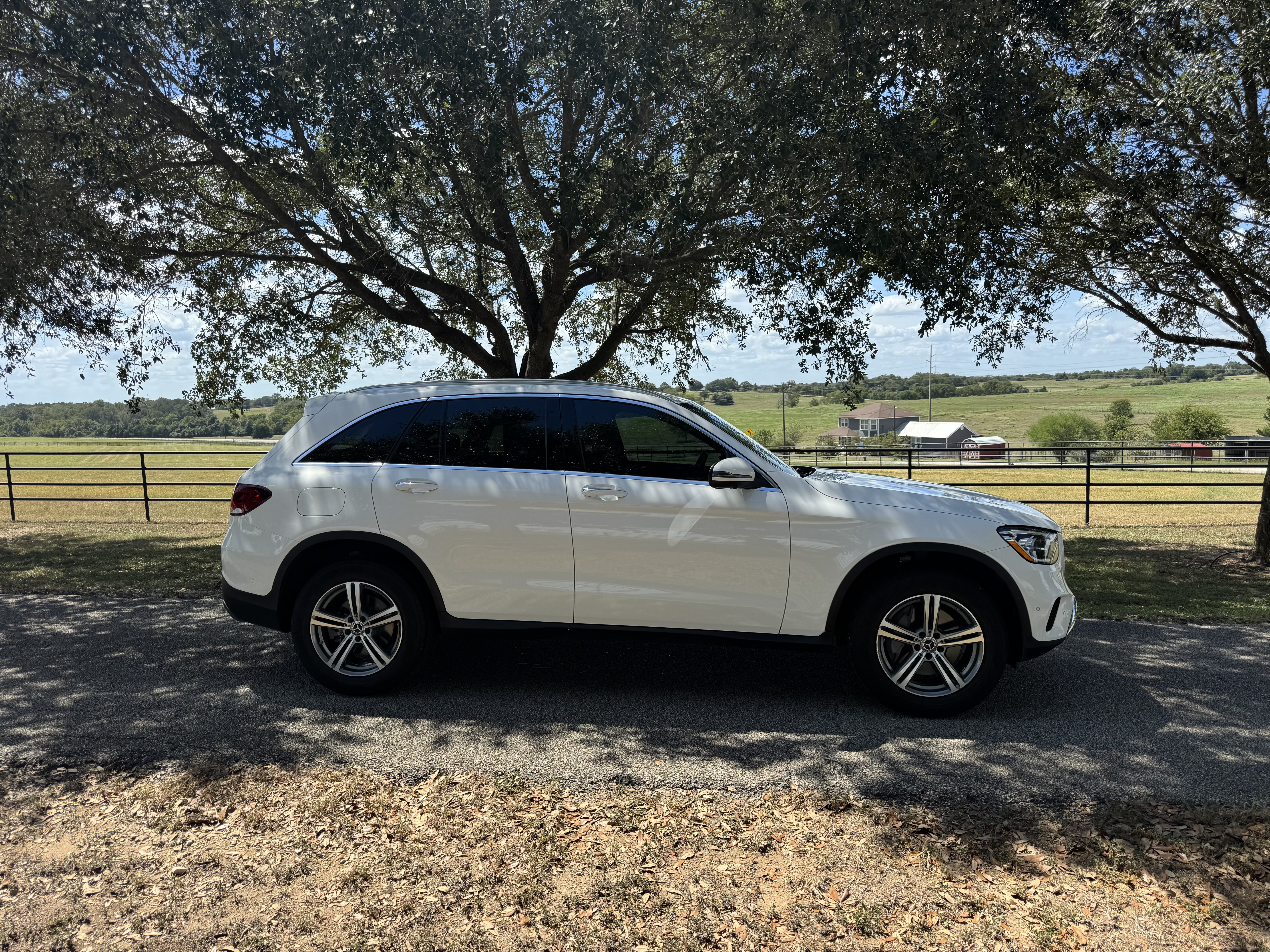 Used 2022 Mercedes-Benz GLC 300 4MATIC image 6