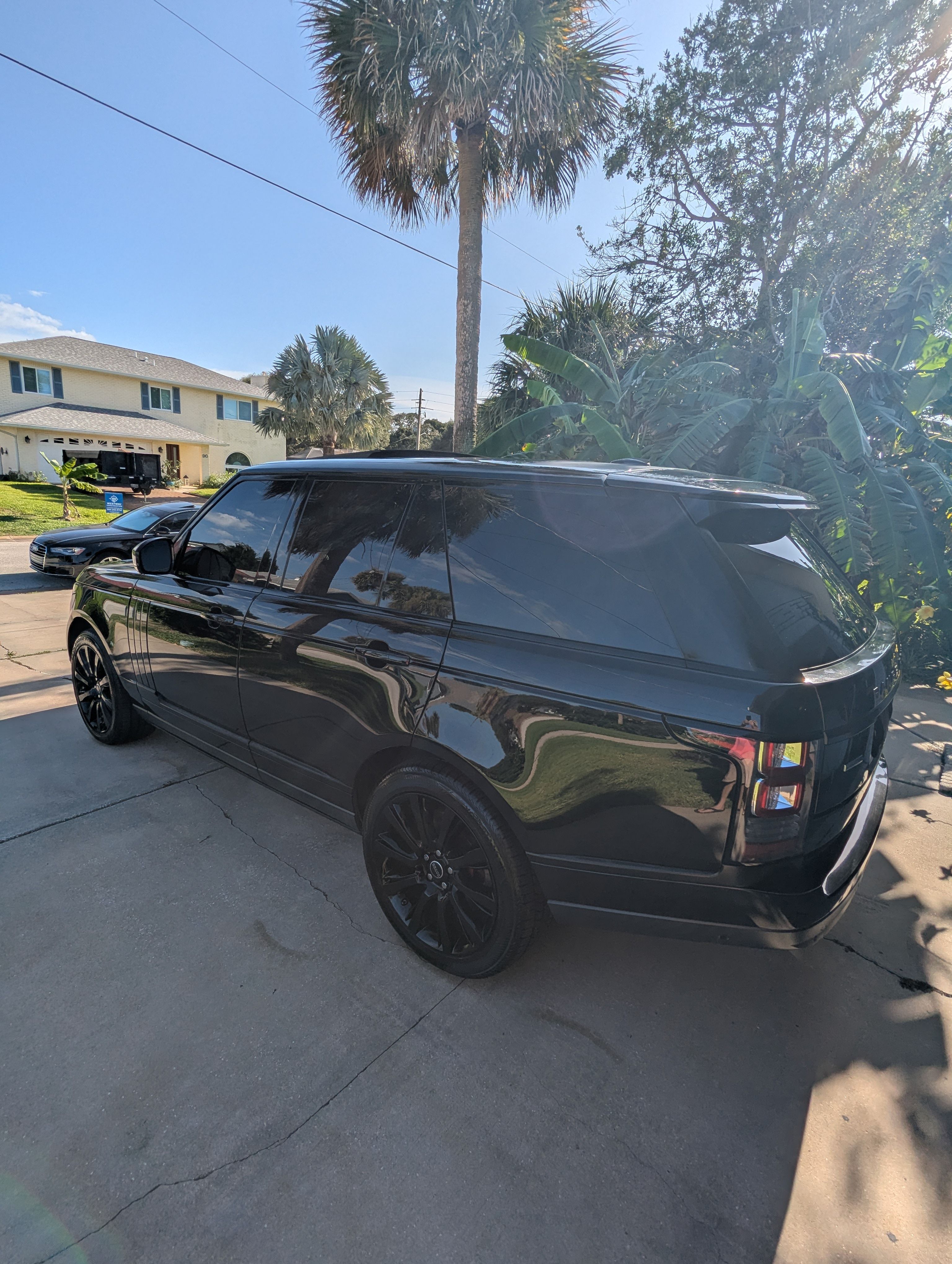 Used 2014 Land Rover Range Rover Supercharged AWD/4WD image 8