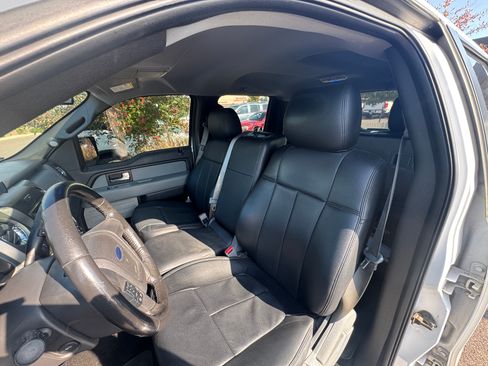 Used 2013 Ford F150 XLT w/ XLT Chrome Pkg image 8