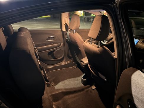 Used 2019 Honda HR-V EX image 15
