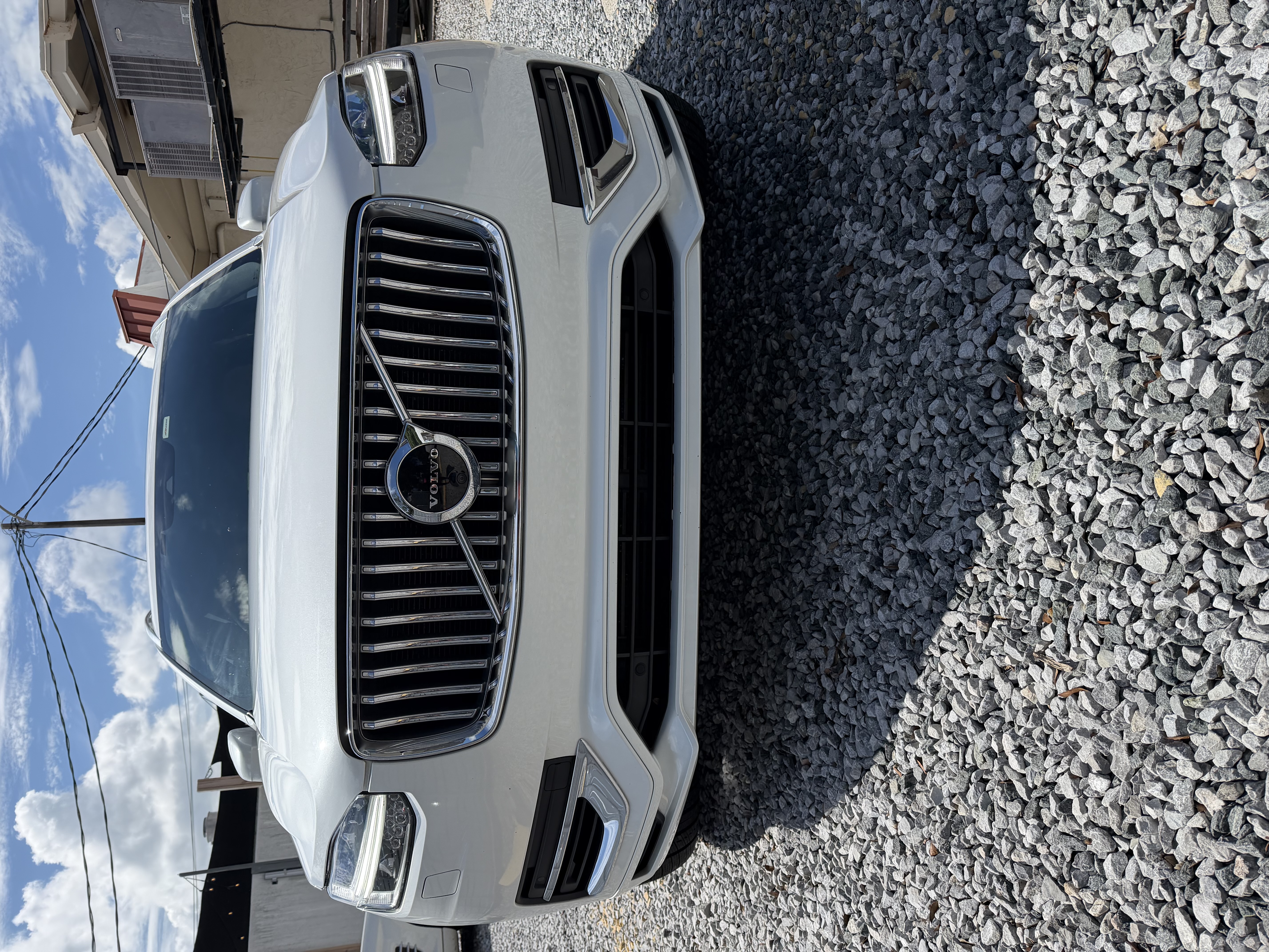Used 2021 Volvo XC90 T8 Inscription w/ Advanced Package AWD/4WD image 4