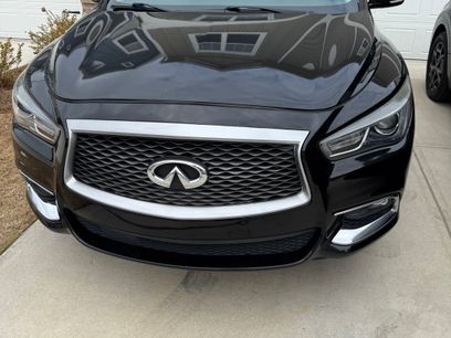 Used 2018 INFINITI QX60 Luxe