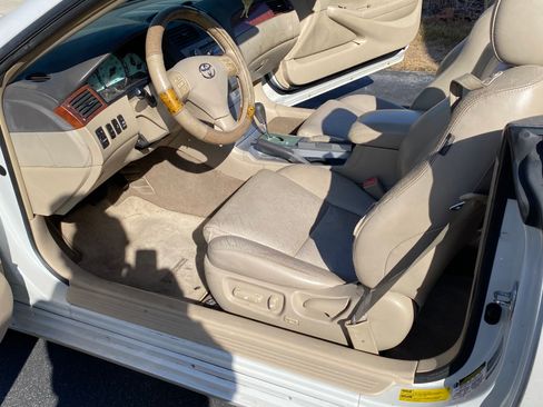 Used 2006 Toyota Solara SLE image 11