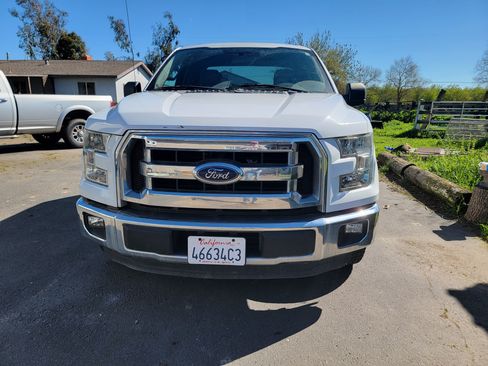 Used 2016 Ford F150 XLT image 6