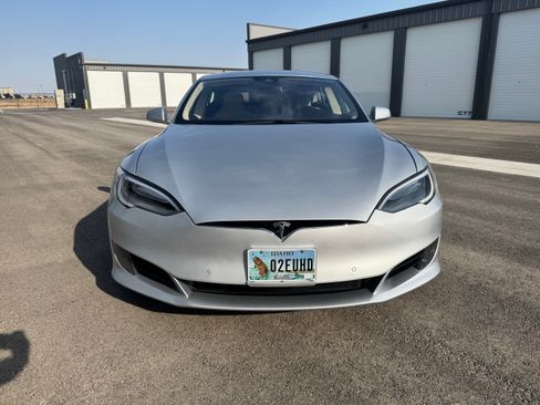 Used 2016 Tesla Model S 75D AWD/4WD image 9