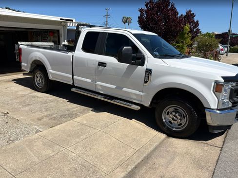 Used 2021 Ford F250 XL w/ Power Equipment Group RWD image 11