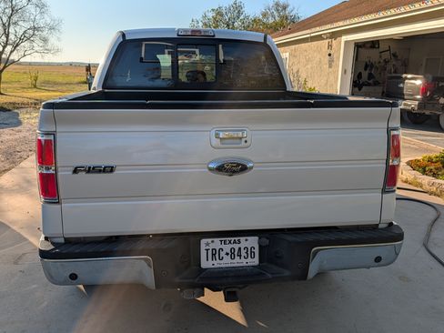 Used 2013 Ford F150 Lariat w/ Luxury Equipment Group image 10