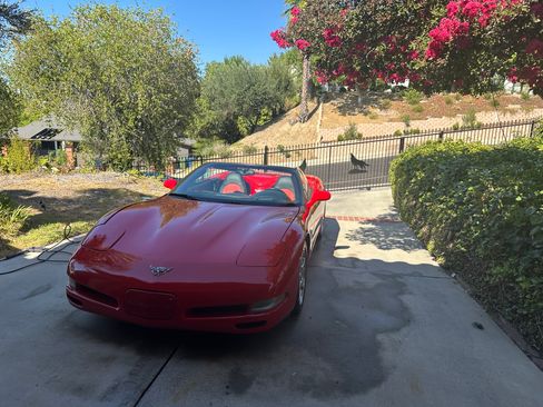 Used 2003 Chevrolet Corvette Convertible w/ Preferred Equipment Group1 image 5