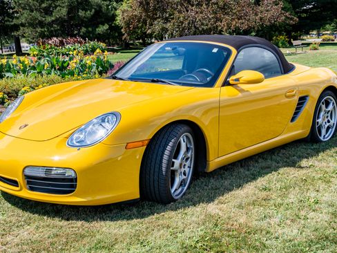 Used 2007 Porsche Boxster S RWD image 11