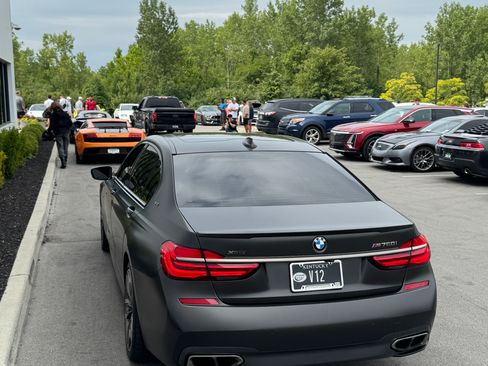 Used 2017 BMW M760i xDrive AWD/4WD image 18