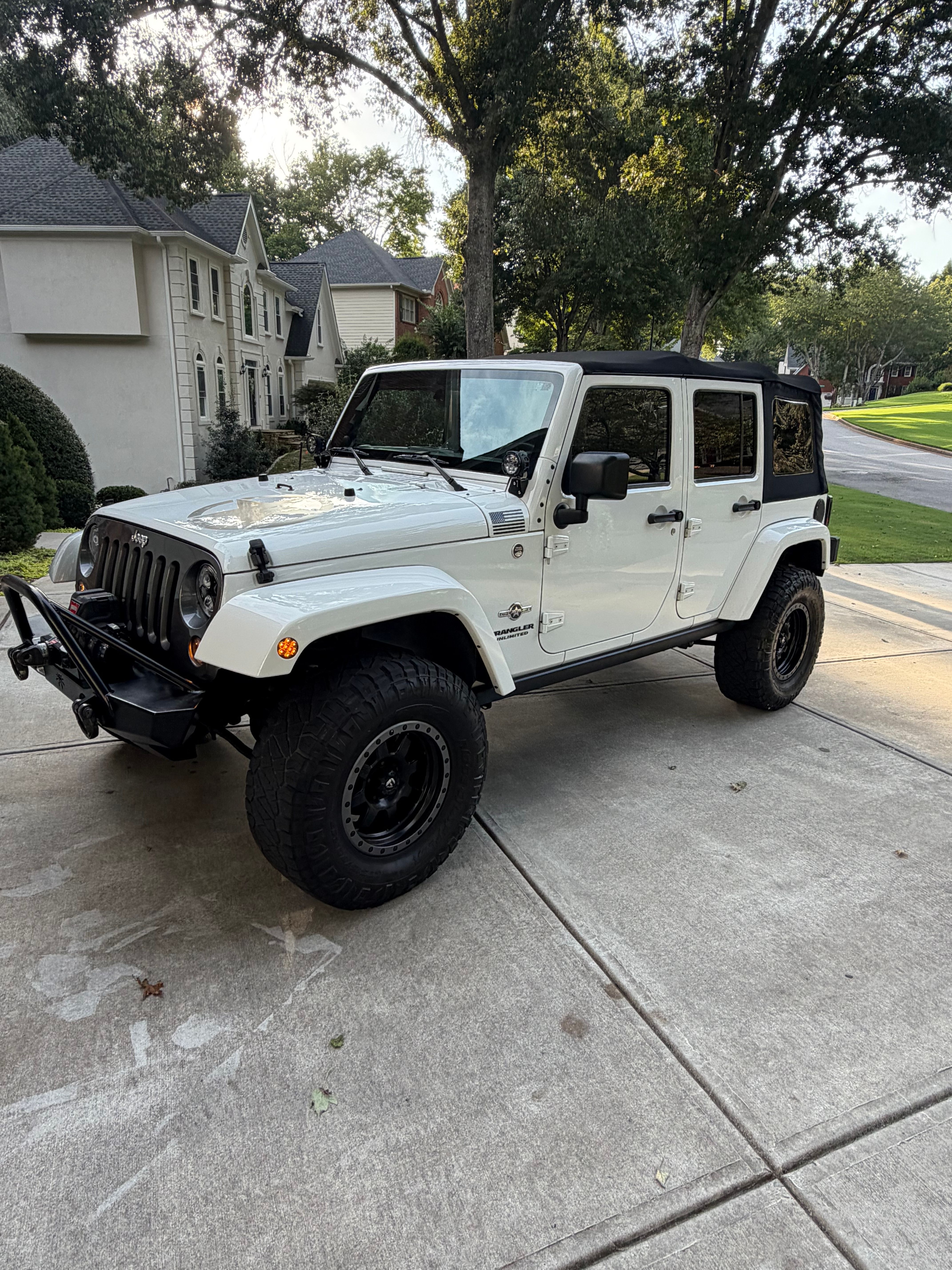 Used 2013 Jeep Wrangler Unlimited Sport AWD/4WD image 15