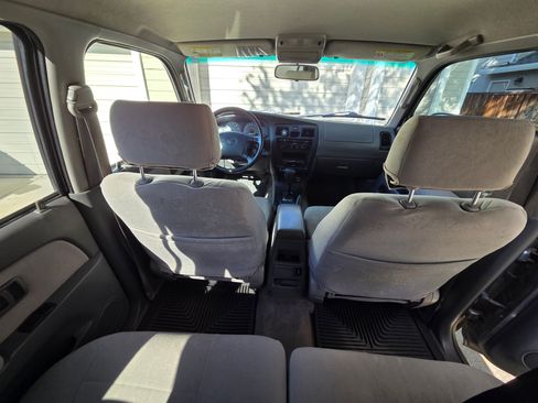 Used 2001 Toyota 4Runner SR5 image 17