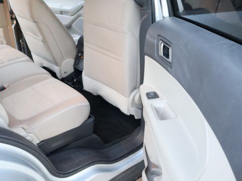Used 2015 Ford Explorer 4WD image 26