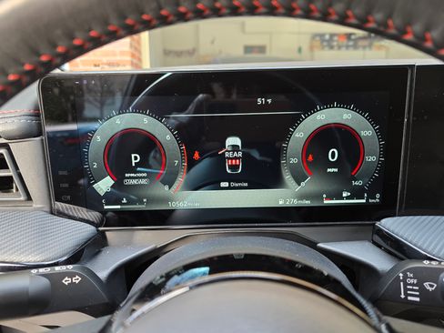 Used 2025 Nissan Kicks SR image 4