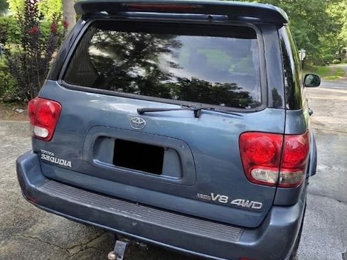 Used 2006 Toyota Sequoia Limited AWD/4WD image 6