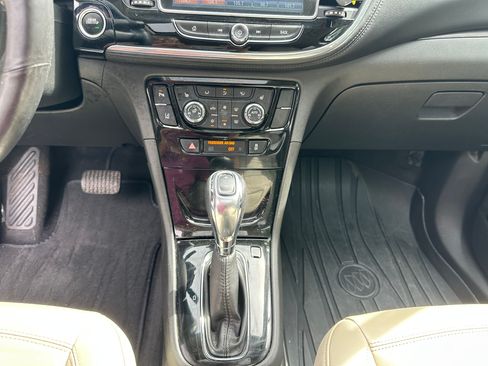 Used 2019 Buick Encore Essence w/ Safety Package II FWD image 9