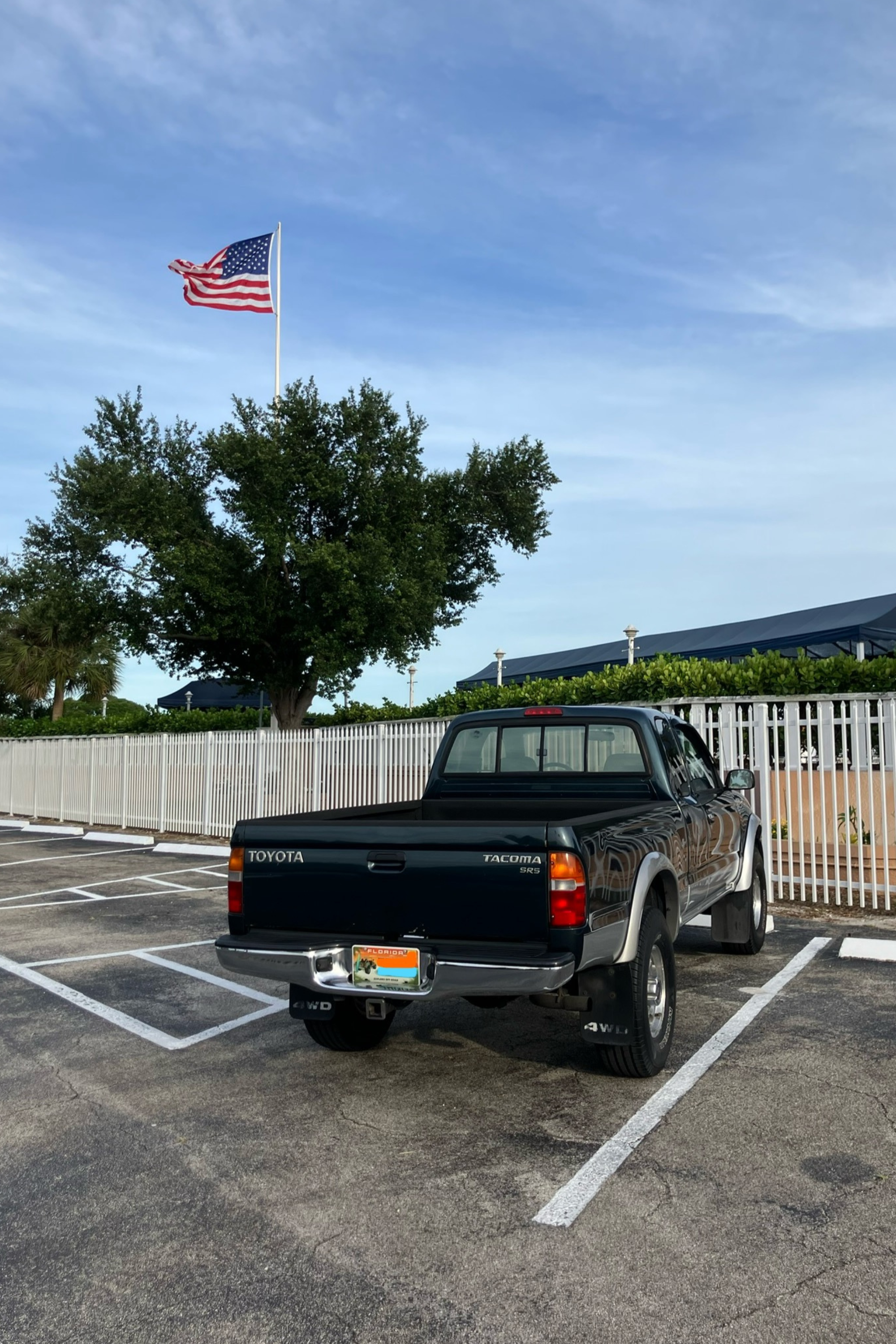 Used 1998 Toyota Tacoma 4x4 Xtracab w/ Convenience Pkg image 2