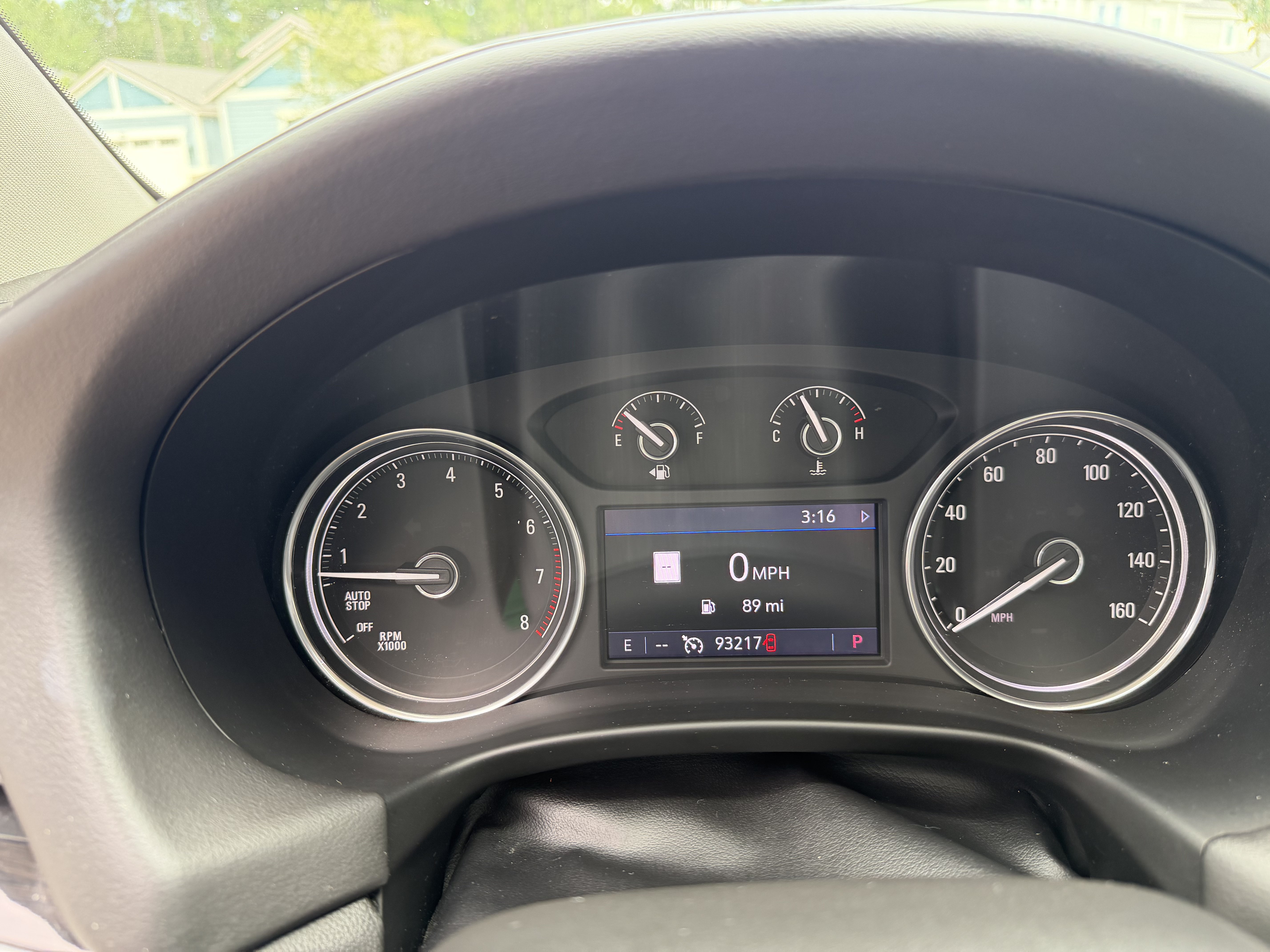 Used 2020 Buick Enclave Essence w/ Sound and Sites Package FWD image 5
