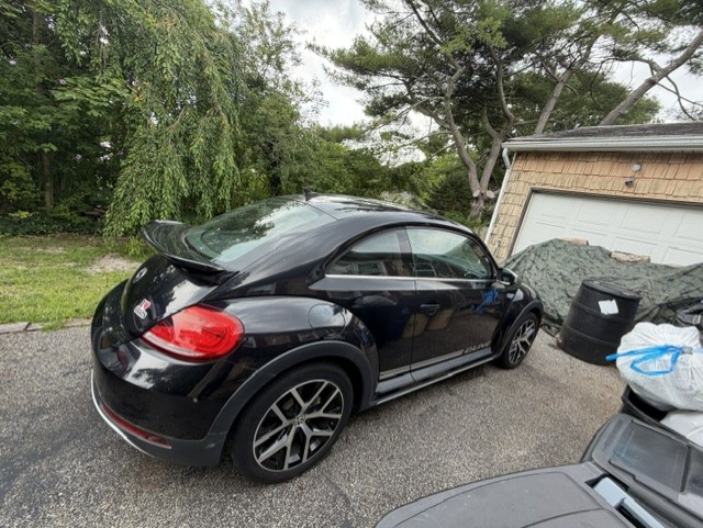 Used 2016 Volkswagen Beetle 1.8T Dune w/ Dune Technology Package FWD image 9