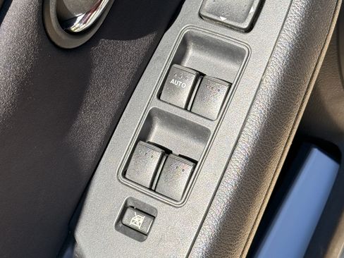 Used 2011 MAZDA MAZDA6 i Touring FWD image 12