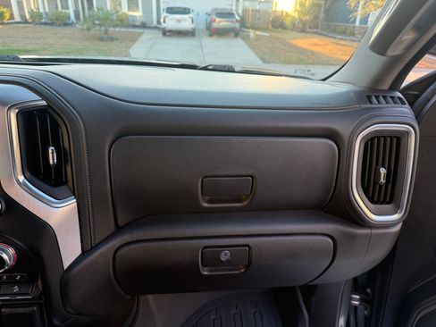 Used 2021 GMC Sierra 1500 SLT w/ SLT Premium Plus Package image 22