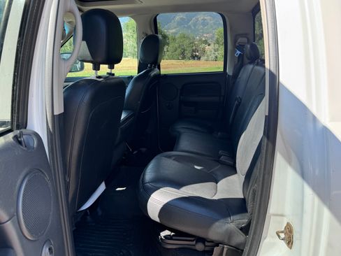 Used 2005 Dodge Ram 1500 Truck SLT AWD/4WD image 8