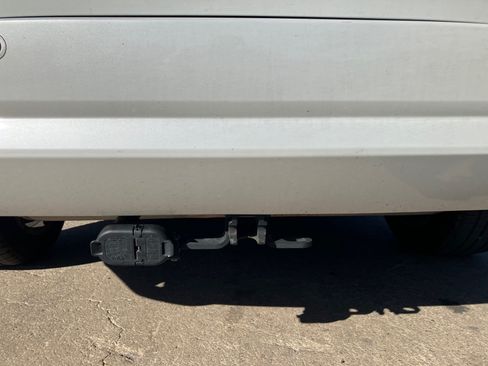 Used 2016 BMW X5 xDrive40e image 9