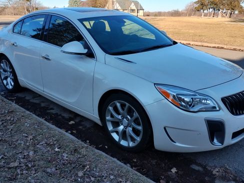 Used 2014 Buick Regal GS image 22
