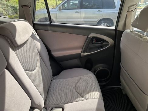 Used 2008 Toyota RAV4 2WD V6 w/ 3rd Row image 21