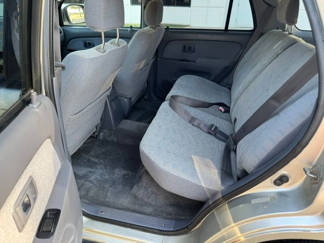 Used 2000 Toyota 4Runner 2WD image 14