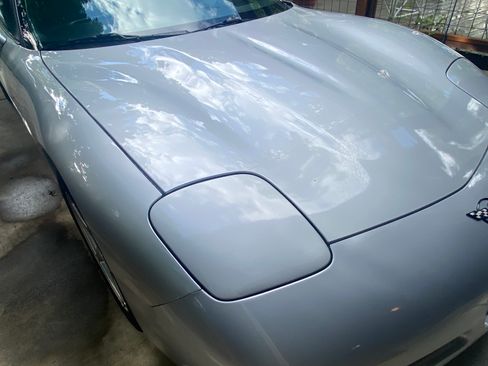 Used 2000 Chevrolet Corvette Convertible w/ Memory Pkg image 10