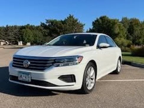 Used 2020 Volkswagen Passat 2.0T SE image 8