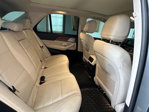 Used 2023 Mercedes-Benz GLE 350 4MATIC image 8