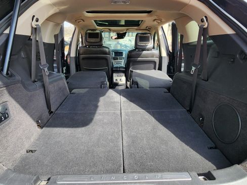 Used 2011 Lincoln MKT AWD w/ 101A Rapid Spec Order Code image 23