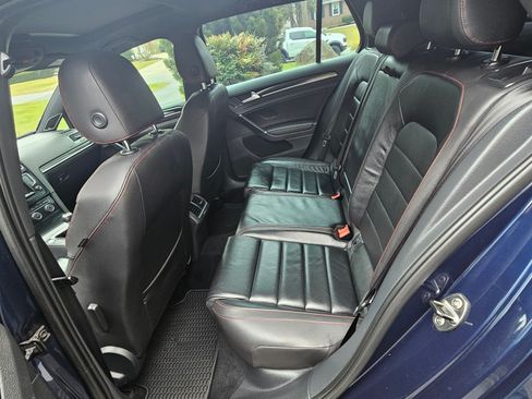 Used 2015 Volkswagen GTI SE w/ Lighting Package (SEL) image 8