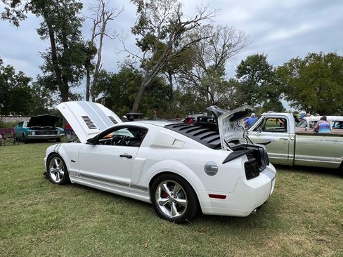 Used 2007 Ford Mustang GT Premium RWD image 12