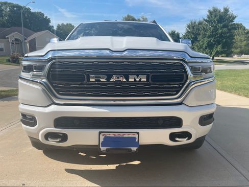 Used 2021 RAM 1500 Limited image 9