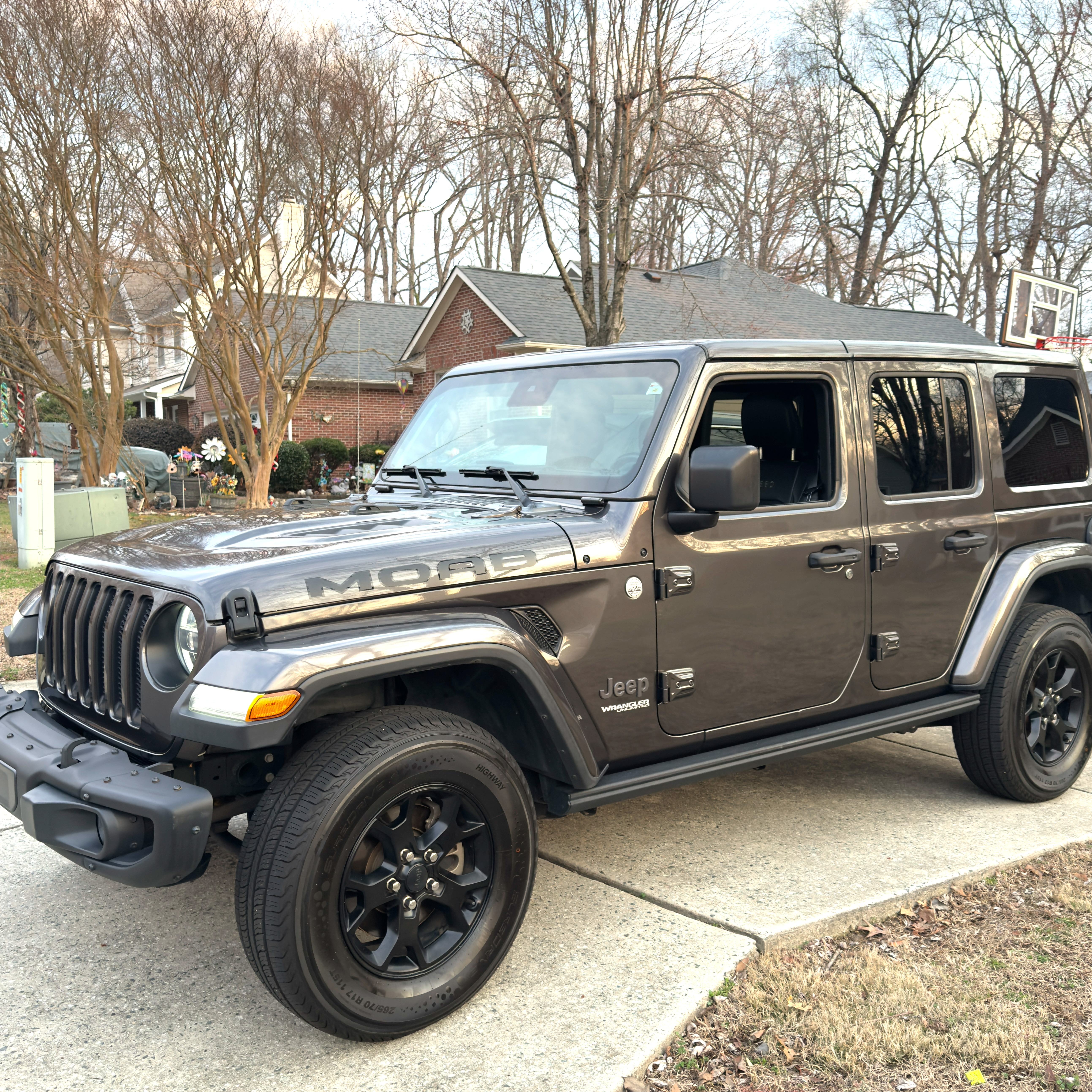 Used 2019 Jeep Wrangler Unlimited Sahara w/ Quick Order Package 24M Moab AWD/4WD image 8