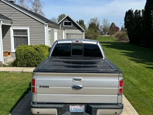 Used 2014 Ford F150 Limited image 4