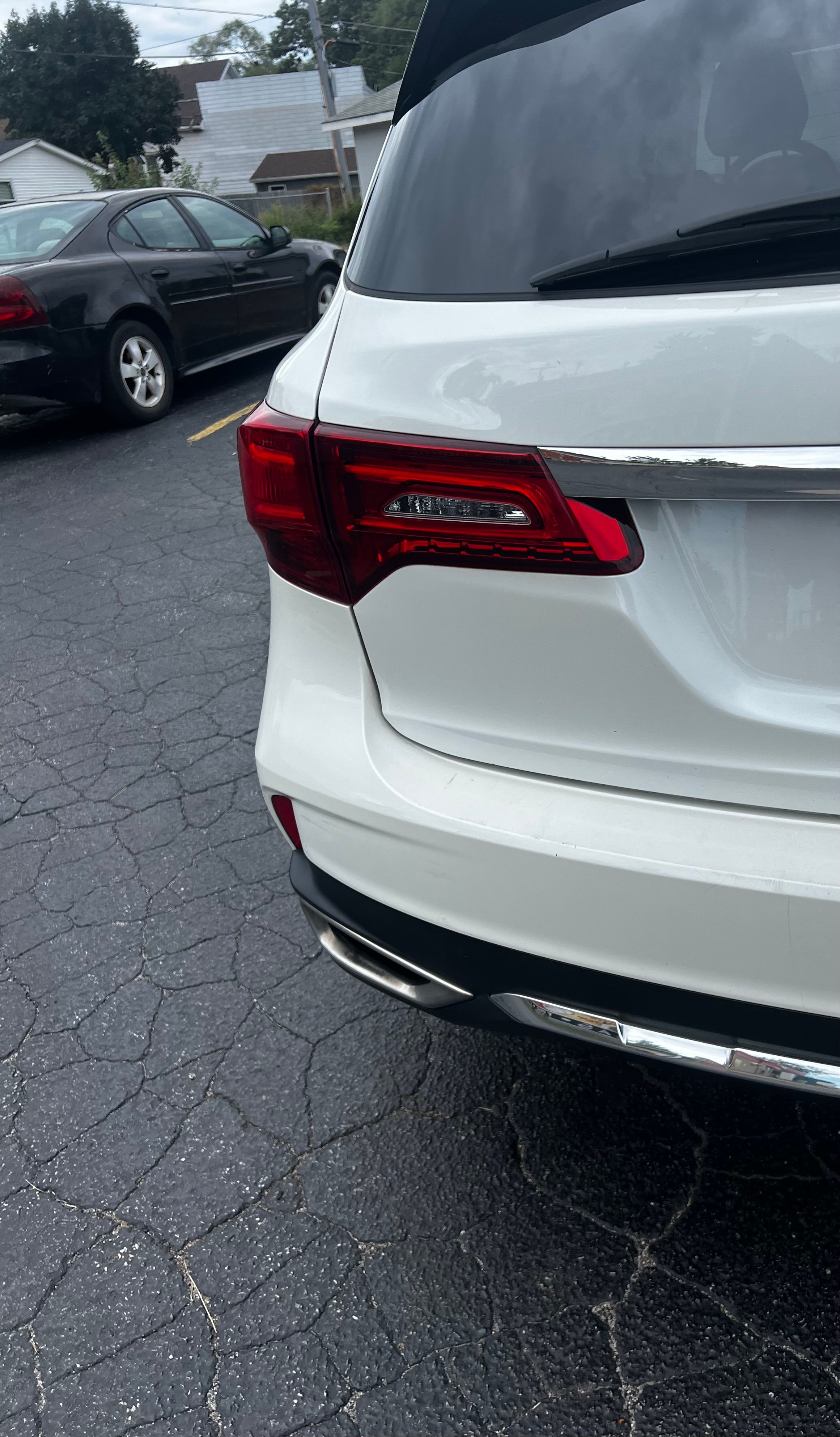Used 2018 Acura MDX w/ Technology Package AWD/4WD image 27