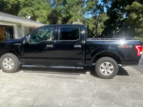 Used 2017 Ford F150 XLT AWD/4WD image 2