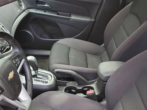 Used 2014 Chevrolet Cruze LT w/ All-Star Edition image 11