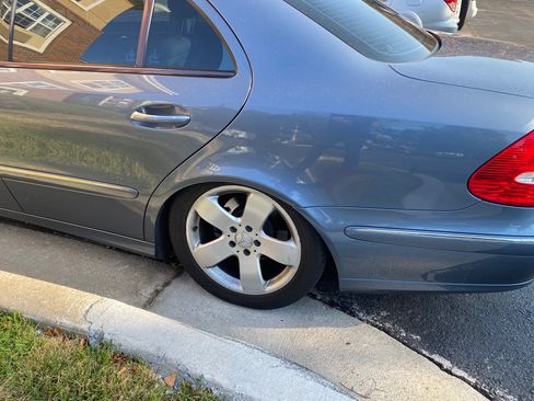 Used 2004 Mercedes-Benz E 320 Sedan image 17