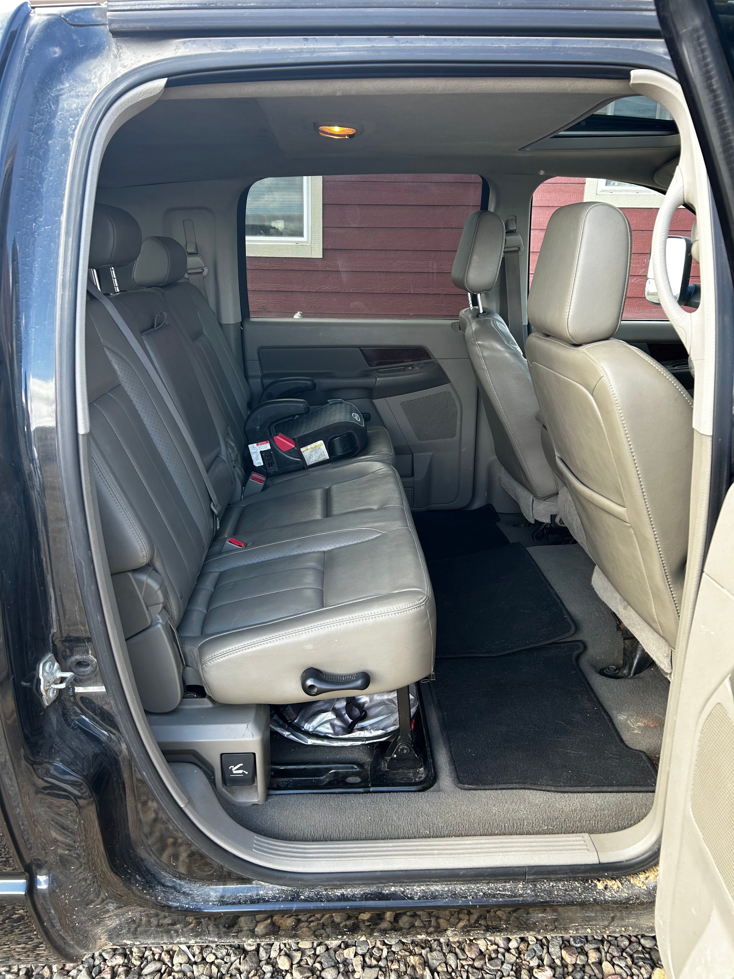 Used 2009 Dodge Ram 3500 Truck Laramie AWD/4WD image 16