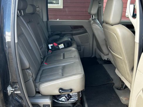 Used 2009 Dodge Ram 3500 Truck Laramie image 16