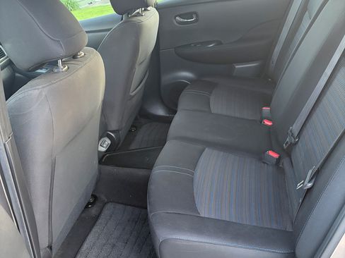 Used 2022 Nissan Leaf S Plus image 11
