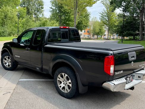 Used 2010 Suzuki Equator Sport AWD/4WD image 9