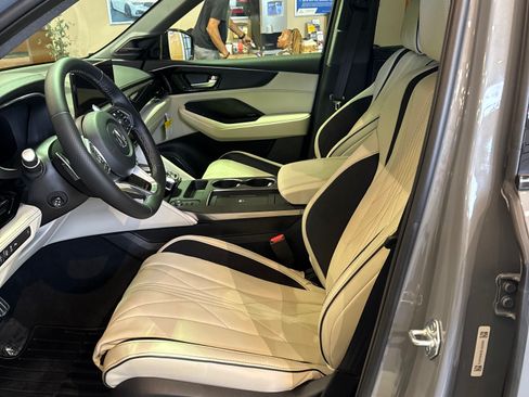 Used 2025 Acura MDX Type S image 5